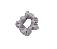 Load image into Gallery viewer, Scrunchies
